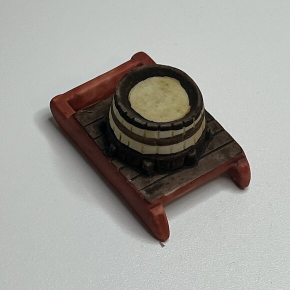 Dept 56 Maple Sugaring Sled New England Christmas Village Loose Figurine - 1987 - Picture 6 of 6